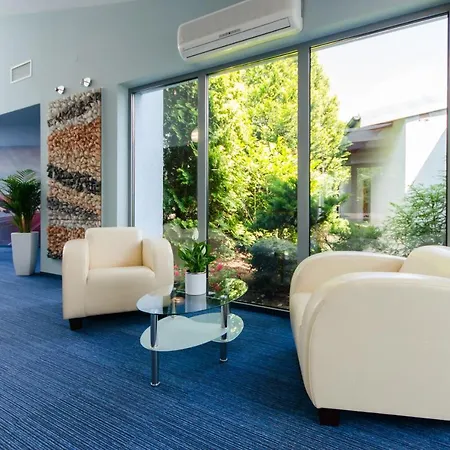 A4 Airport Krakow Mop Morawica Hotel